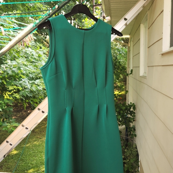 Green bodycon dress - Picture 7 of 7